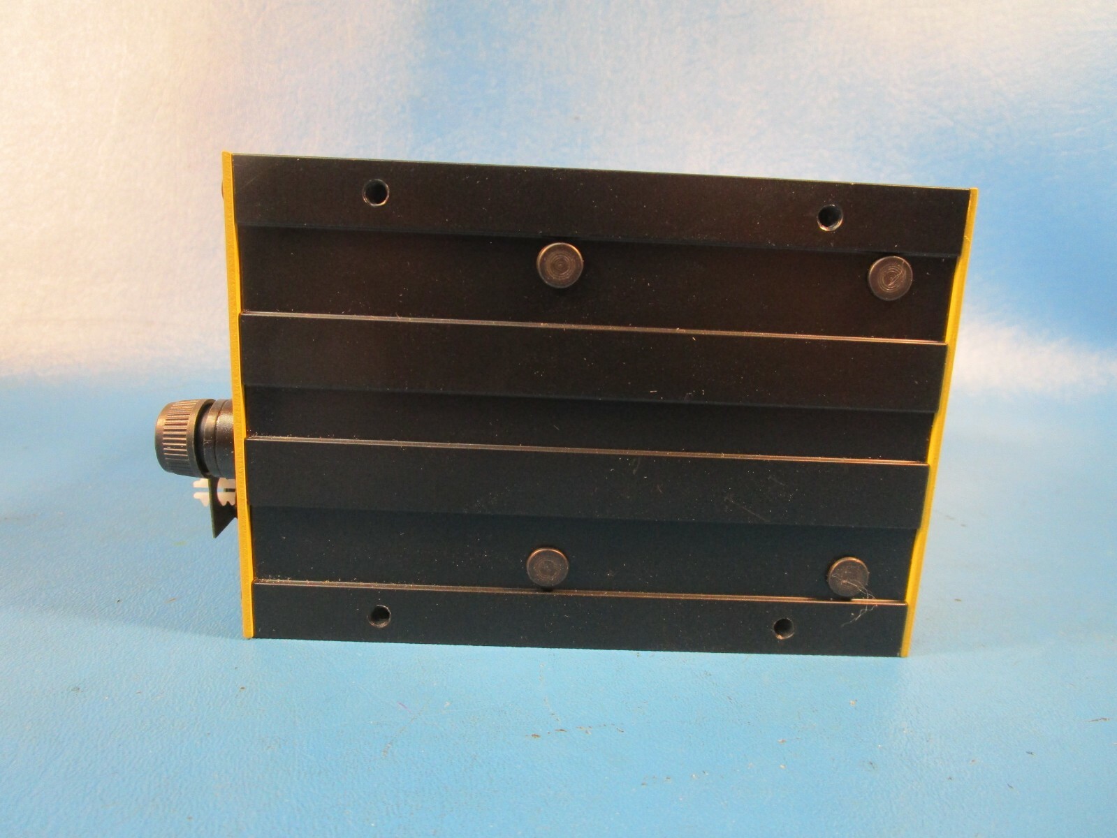Acopian B24G210M, Power Supply, Regulated, B24G210-M