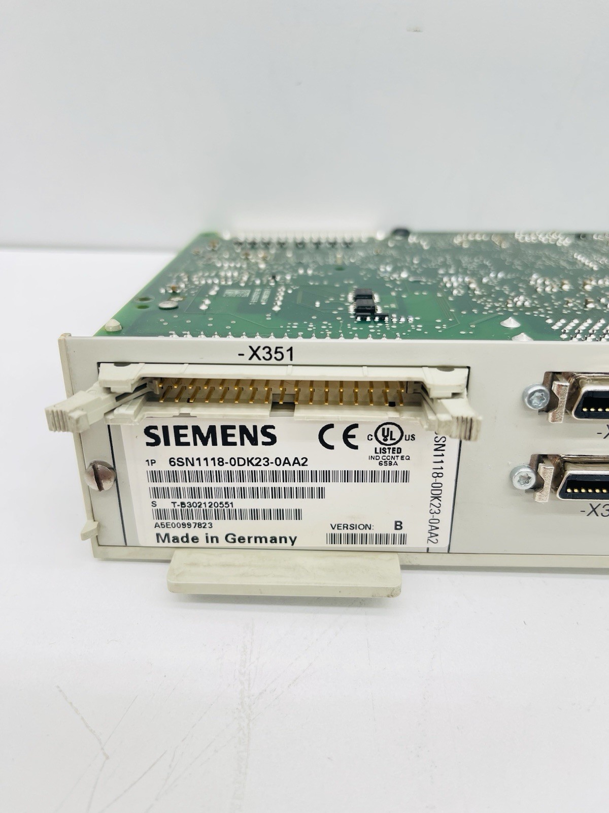 SIEMENS 6SN1118-0DK23-0AA2 Version B 2 Axis Control Module
