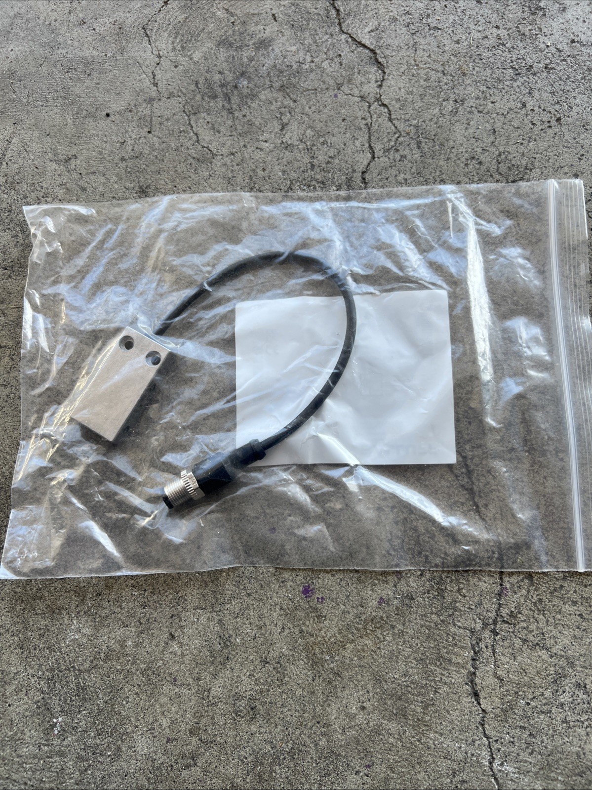 BALLUFF BES-516–133-MO-C-S4-00.2 BES0153 NSNB