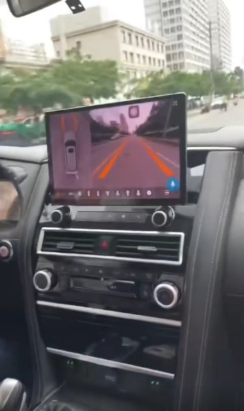 Nissan Titan with 13.1″ Infiniti QX80 QX56 navigation screen Amanda 8+128G