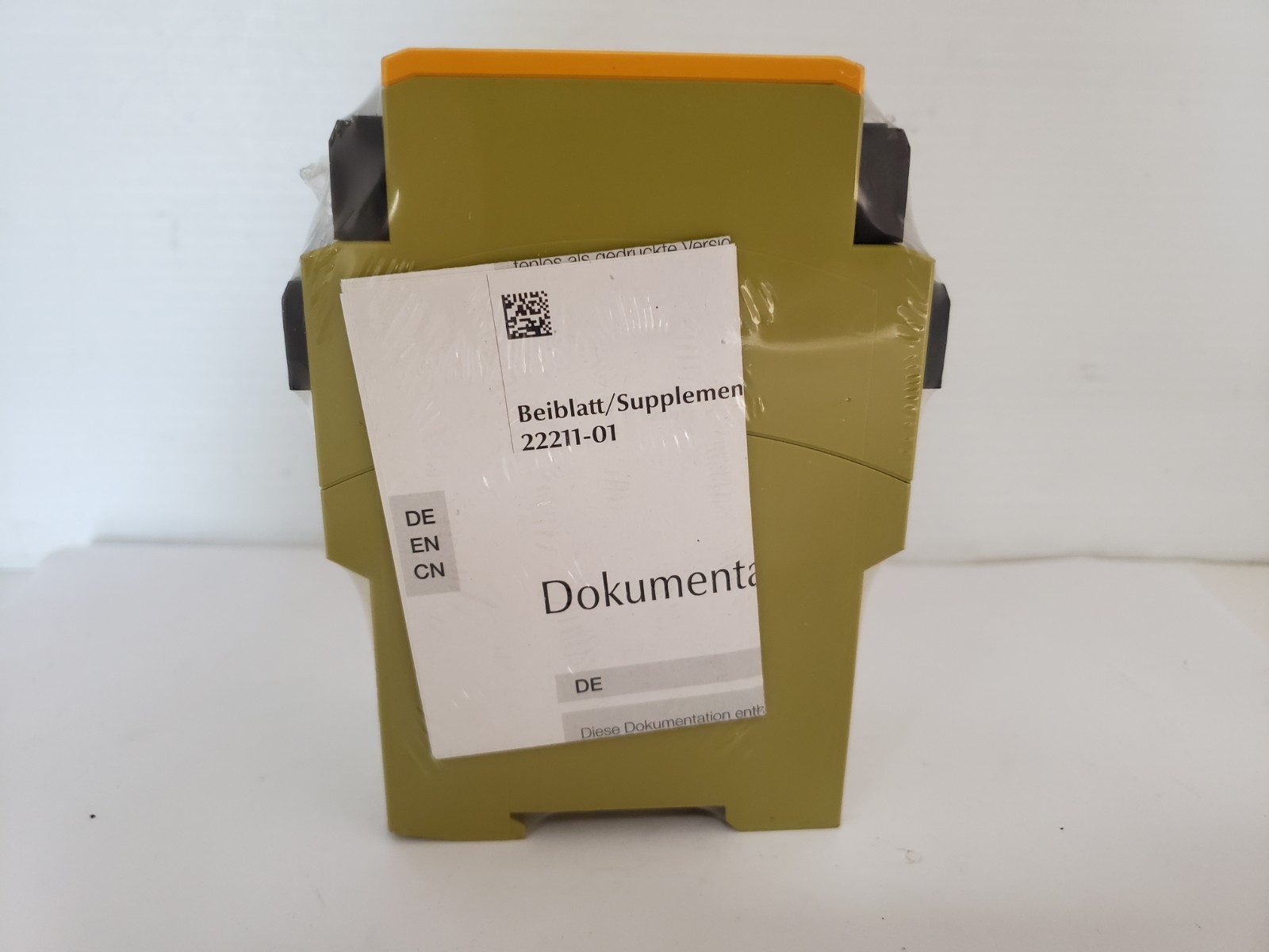 PILZ PNOZ X8P SAFETY RELAY 24 VDC 3N/O 2N/C 2S0 (777760) NIB