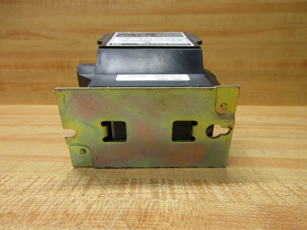 Cutler Hammer AR4B Eaton Relay 766A023G02