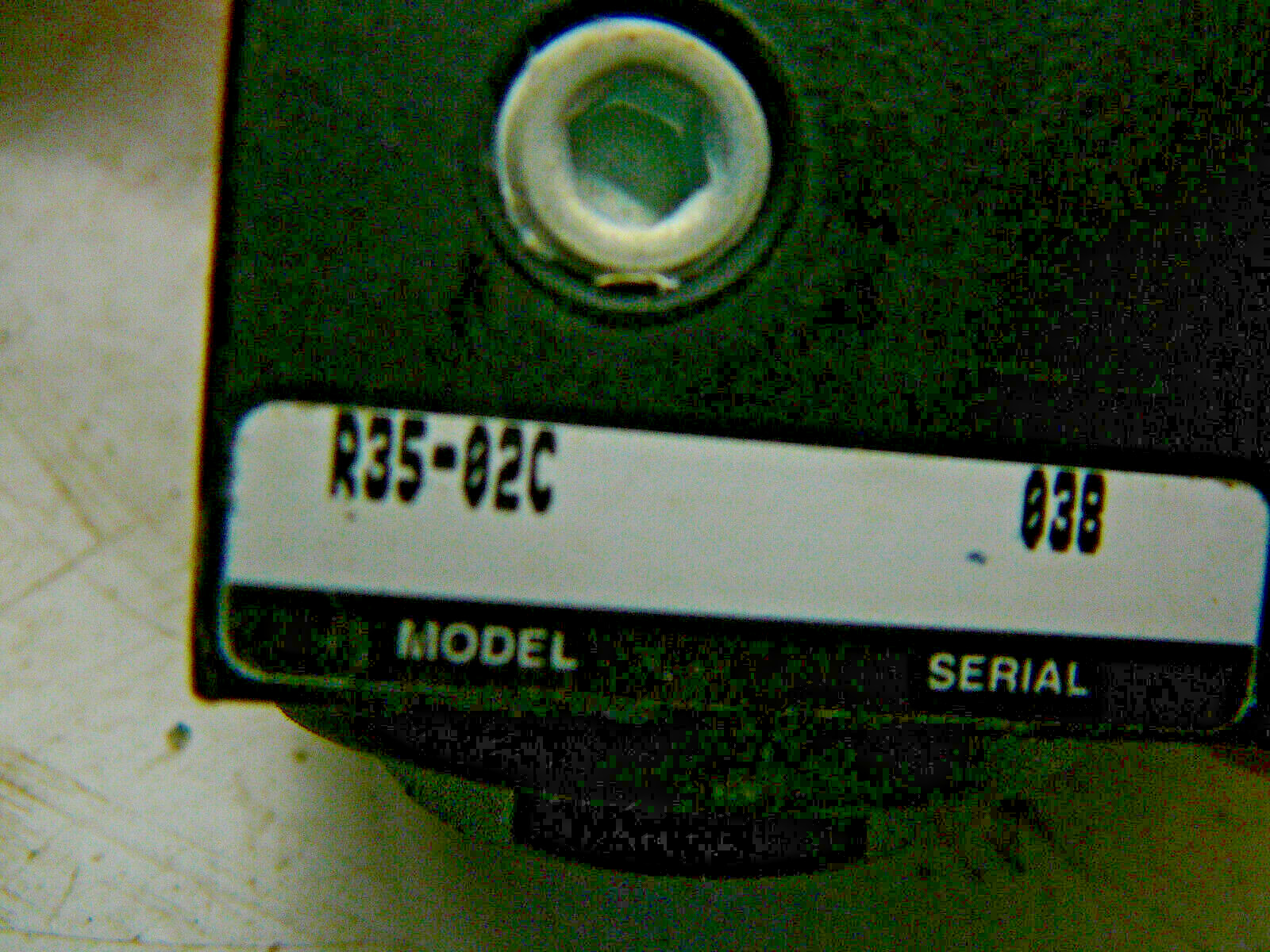 WATTS PNEUMATIC REGULATOR R35-02C 300PSI W/STOP VALVE SV35-02