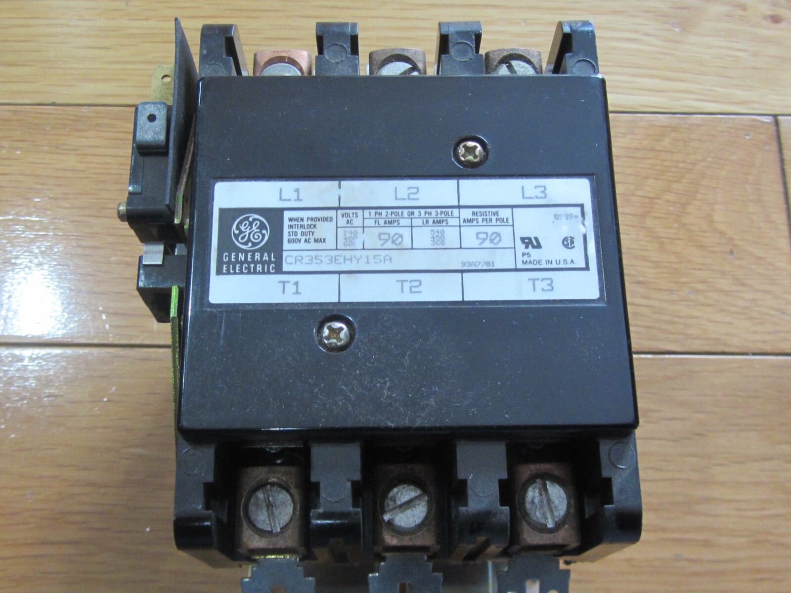 General Electric CR353EHY15A Contactor! New Out Of The Box! Perfect! Cool!