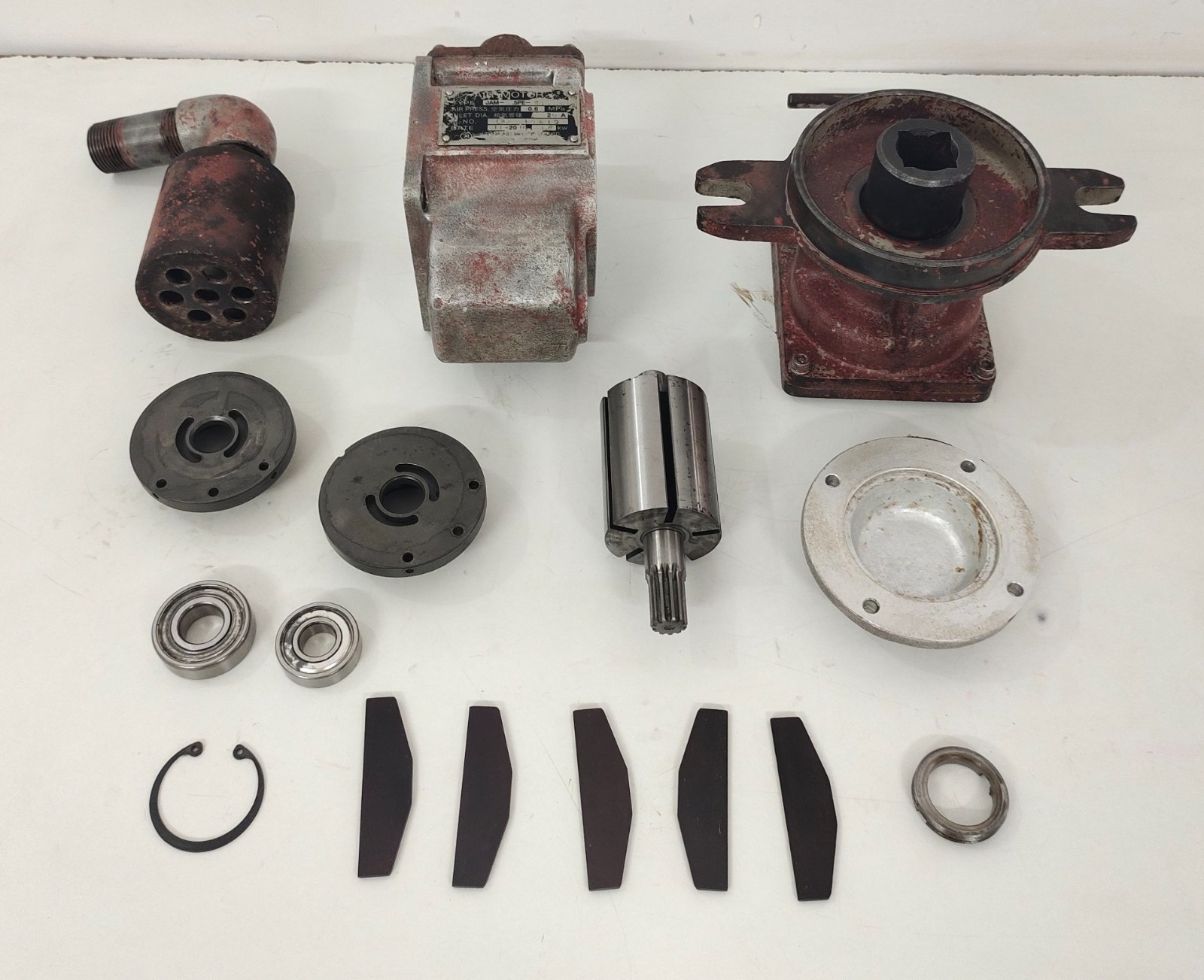 Japan Air Motor JAM-2.5PE-900 SR (Air Press 0.6 kg/cm² / Inlet Dia 20 A)