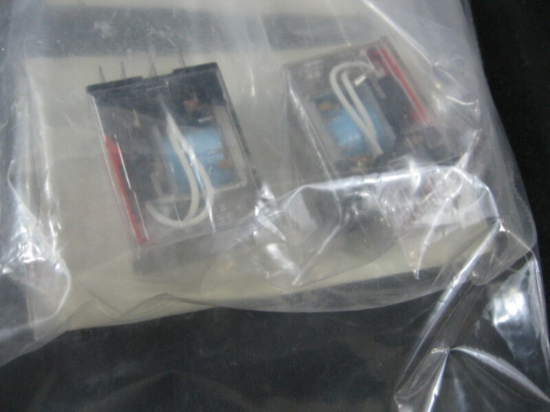 Applied Materials AMAT 1200-00129 Omron MY4DC24-S RLY 4PDT 5A 24VDC-COIL PLUG-IN