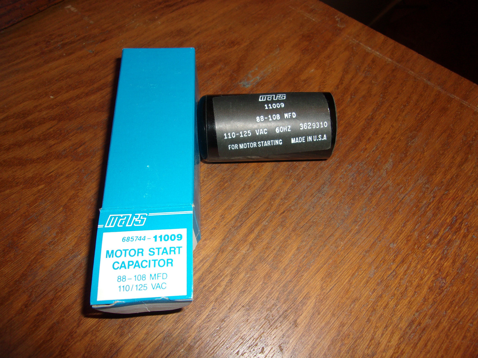 NIB Mars 685744-11009 Motor Start Capacitor 88-108 MFD 110/125 VAC 60HZ