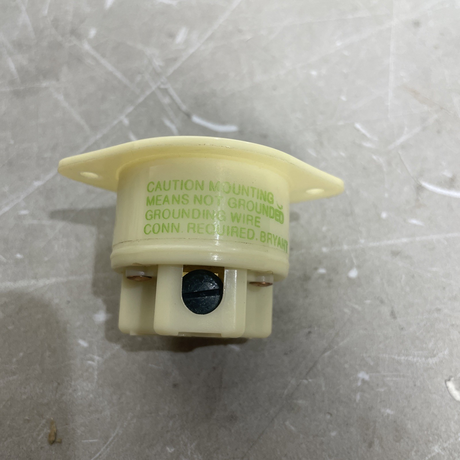 BRYANT 5479 Flanged Receptacle,White,20A,3 Wires 52HC29 Lot Of 6 New Old Stock