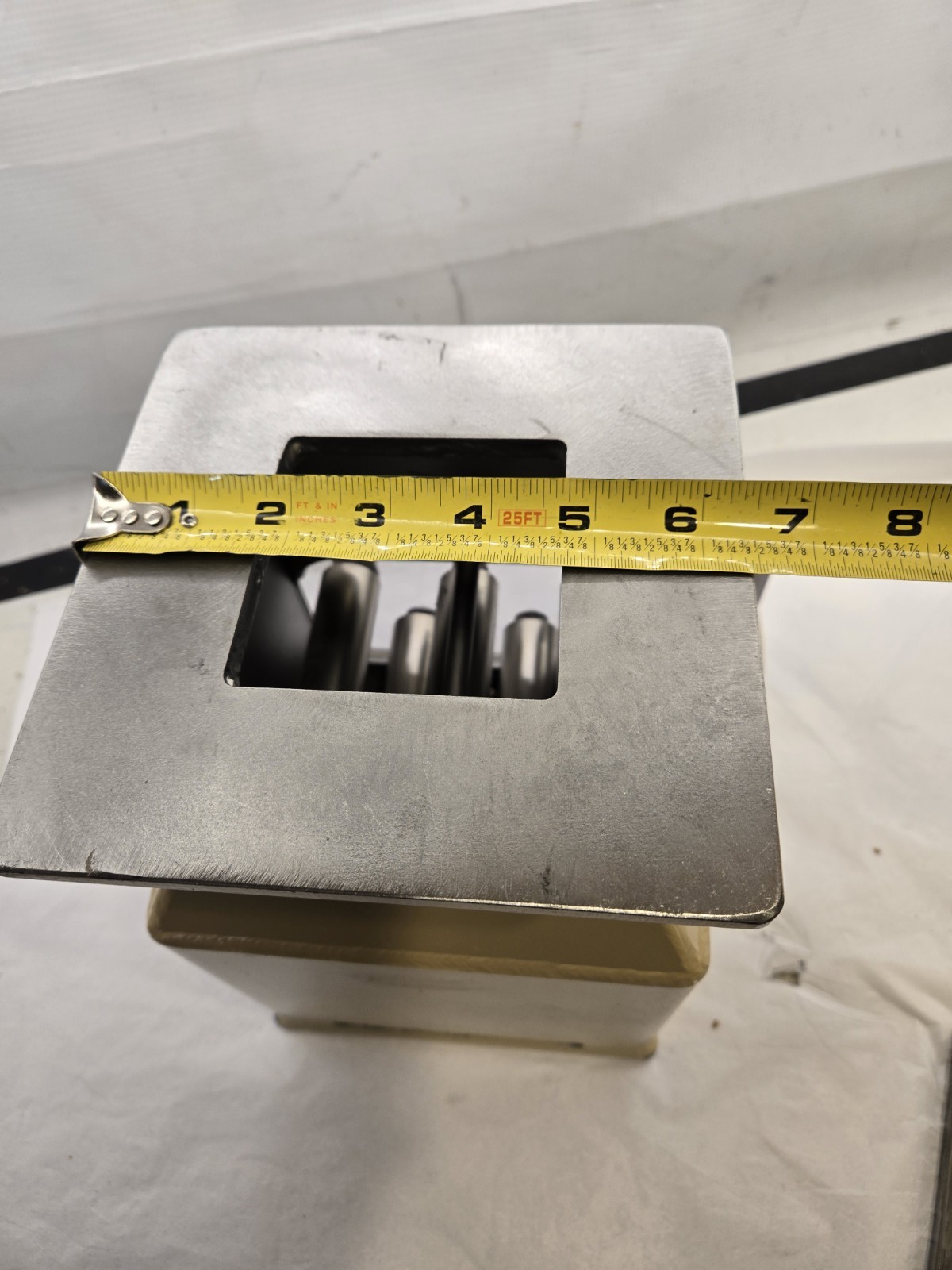 Plastic Process Equipment, Magnetic Drawer PPE
