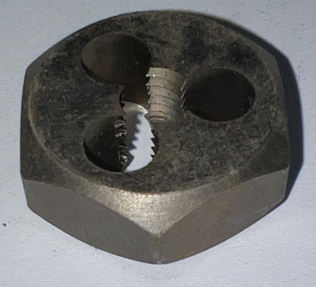 HANSON HEX DIE 3 FLUTE 8MM- 1.25 SIZE 1″ ACROSS FLATS 3/8″ THICKNESS LOT OF 4**
