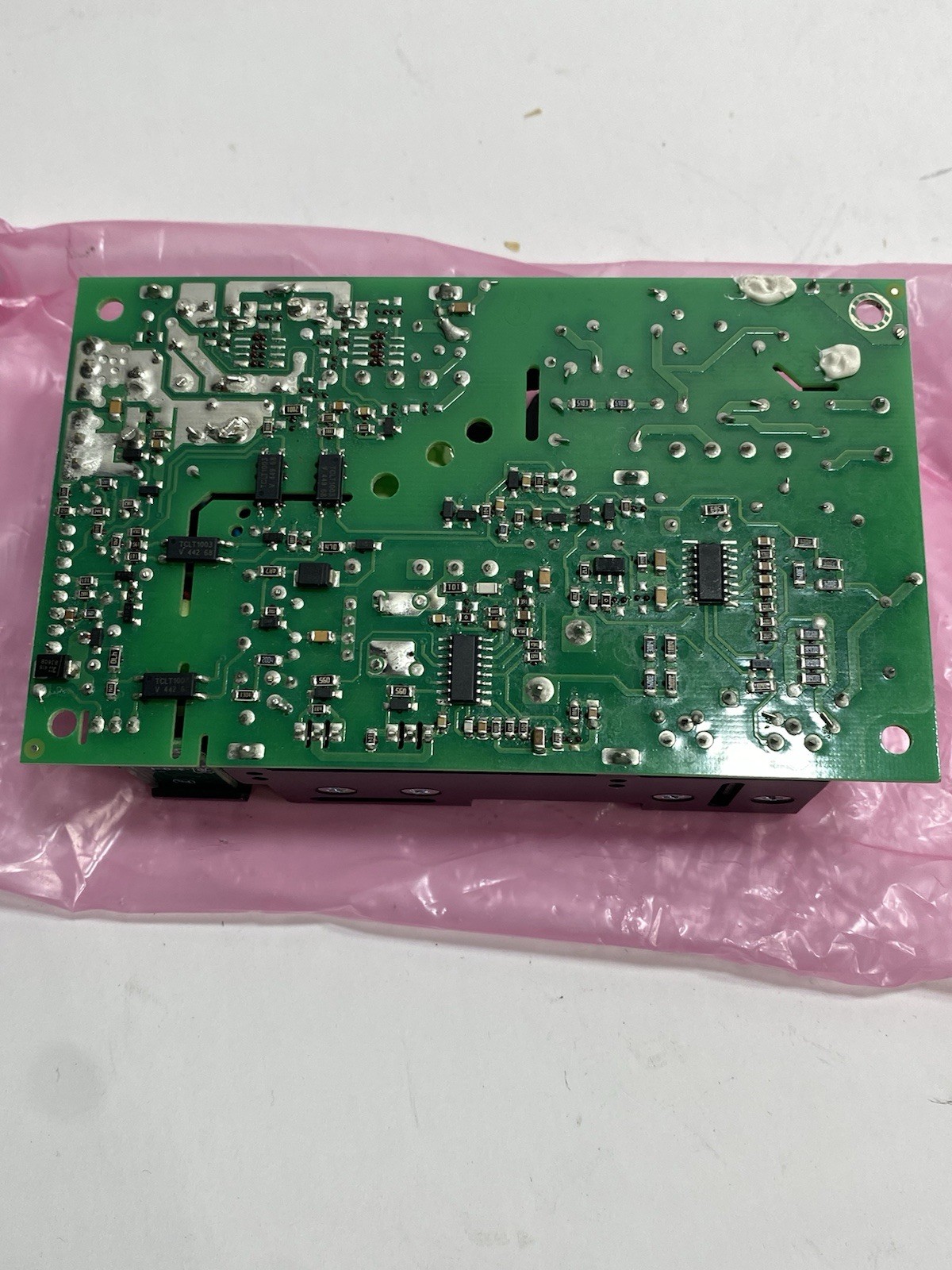ABC201-1024G BEL POWER SOLUTIONS Power Supply AC/DC Converter 24V
