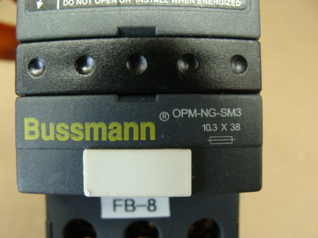 BUSSMANN OPM-NG-SM3 FUSE HOLDER 600V 30A 200kA