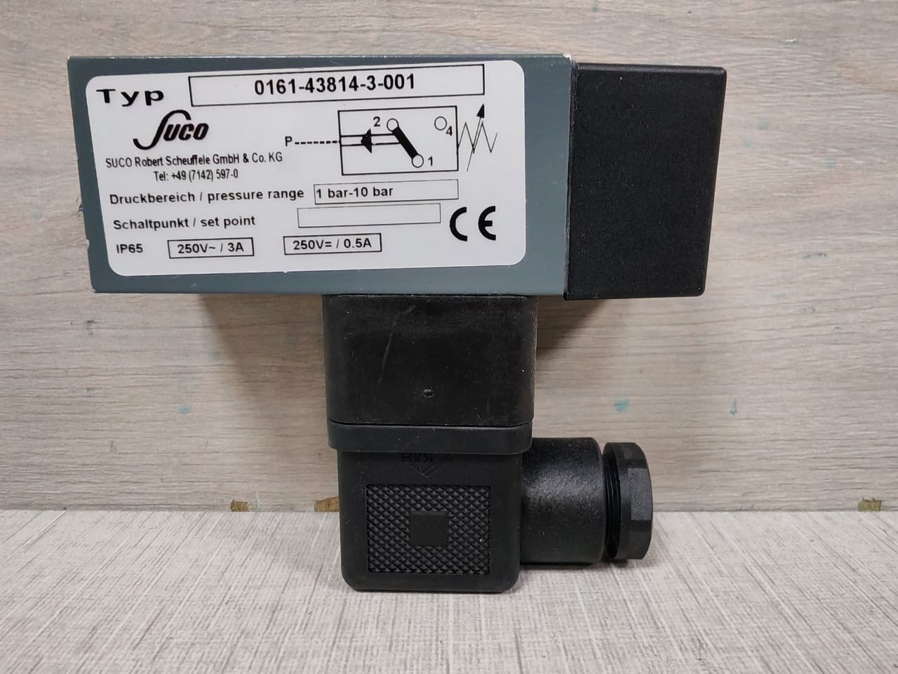 SUCO 0161-43814-3-001 PRESSURE SWITCH
