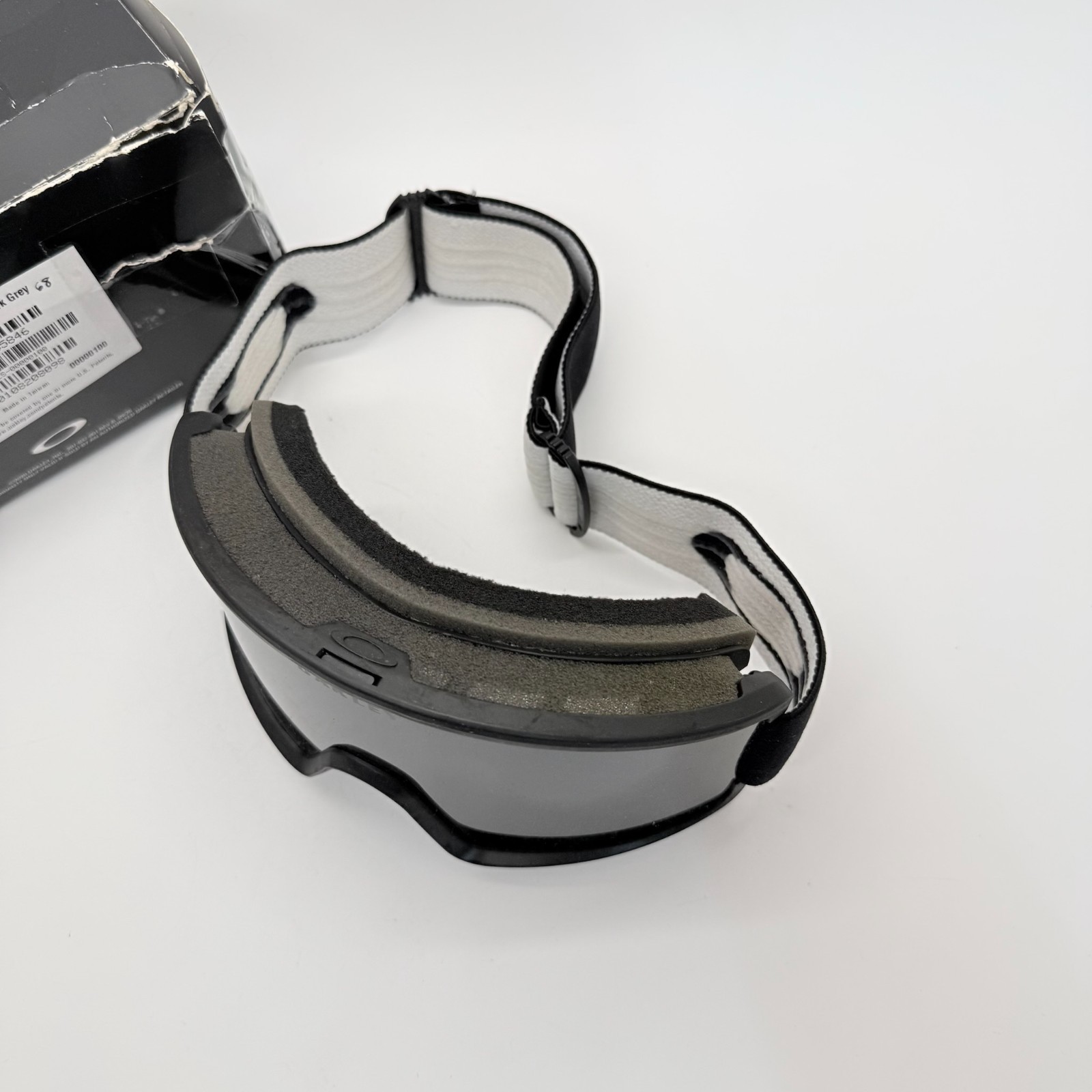 Oakley Target Line L Snow Goggle Matte Black Dark Gray Lens