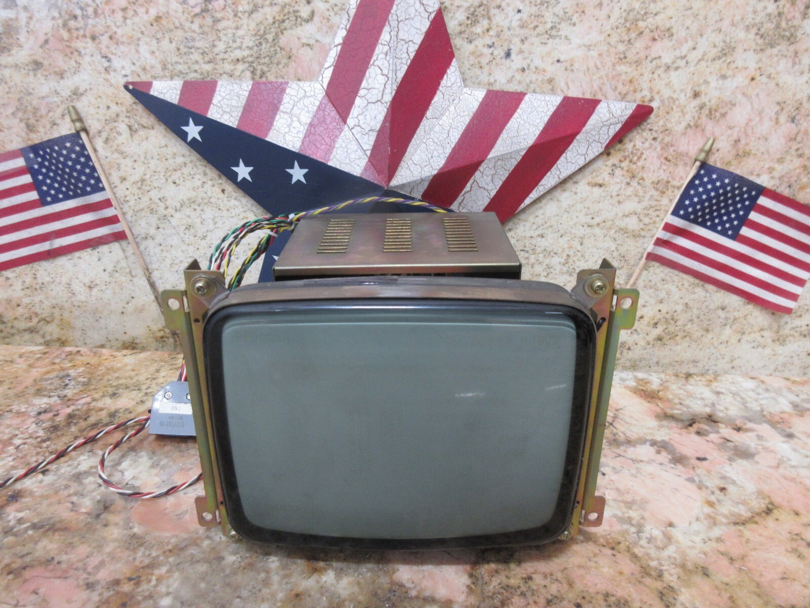 *SPECIAL PRICE* TOTOKU CRT DISPLAY MONITOR MDT-948B-3A 11581597 DEC-1990
