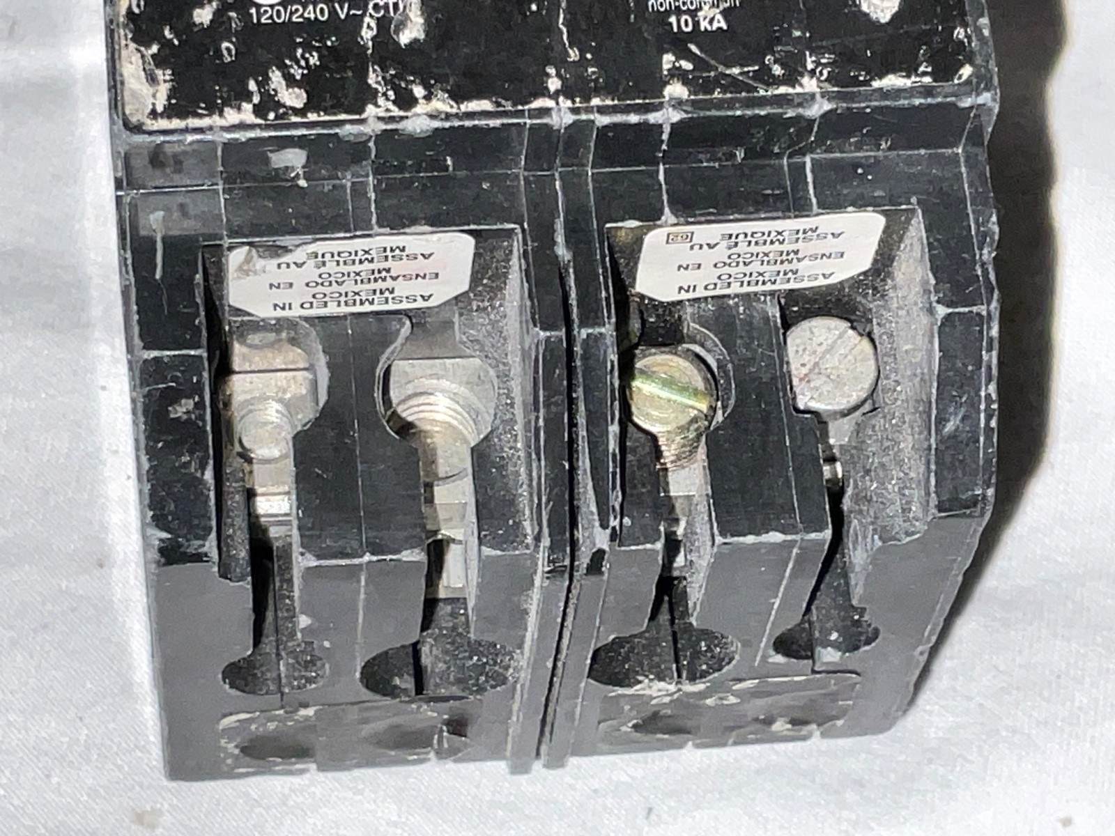 Square D HOMT2020250 Homeline Quad Circuit Breaker Two 20A 2 50A AB4457 #2
