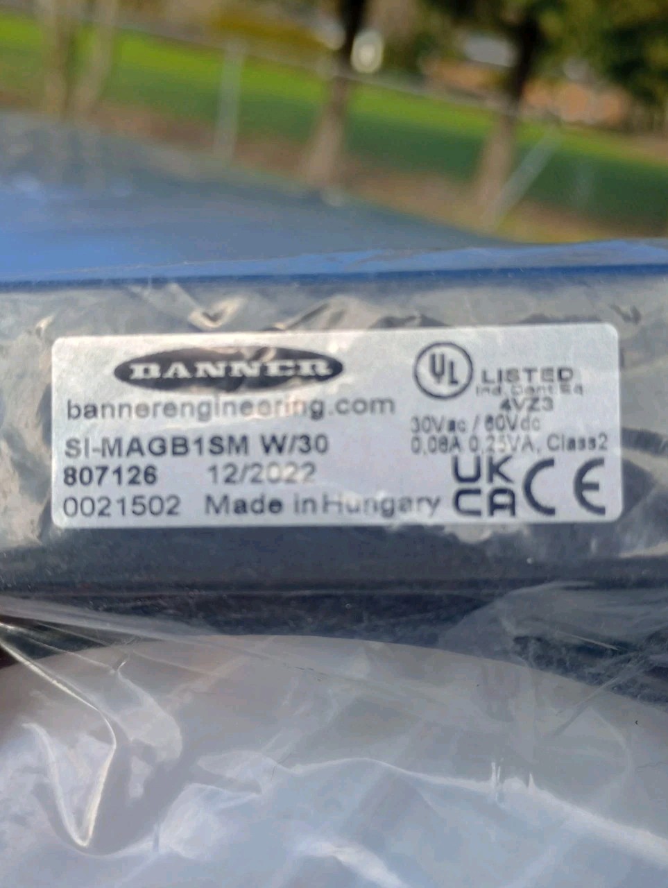 Banner 807126 SI-MAGB1SM W/30 Safety Switch Kit 30Vac/60Vdc 0.08A 0.25VA, Class2
