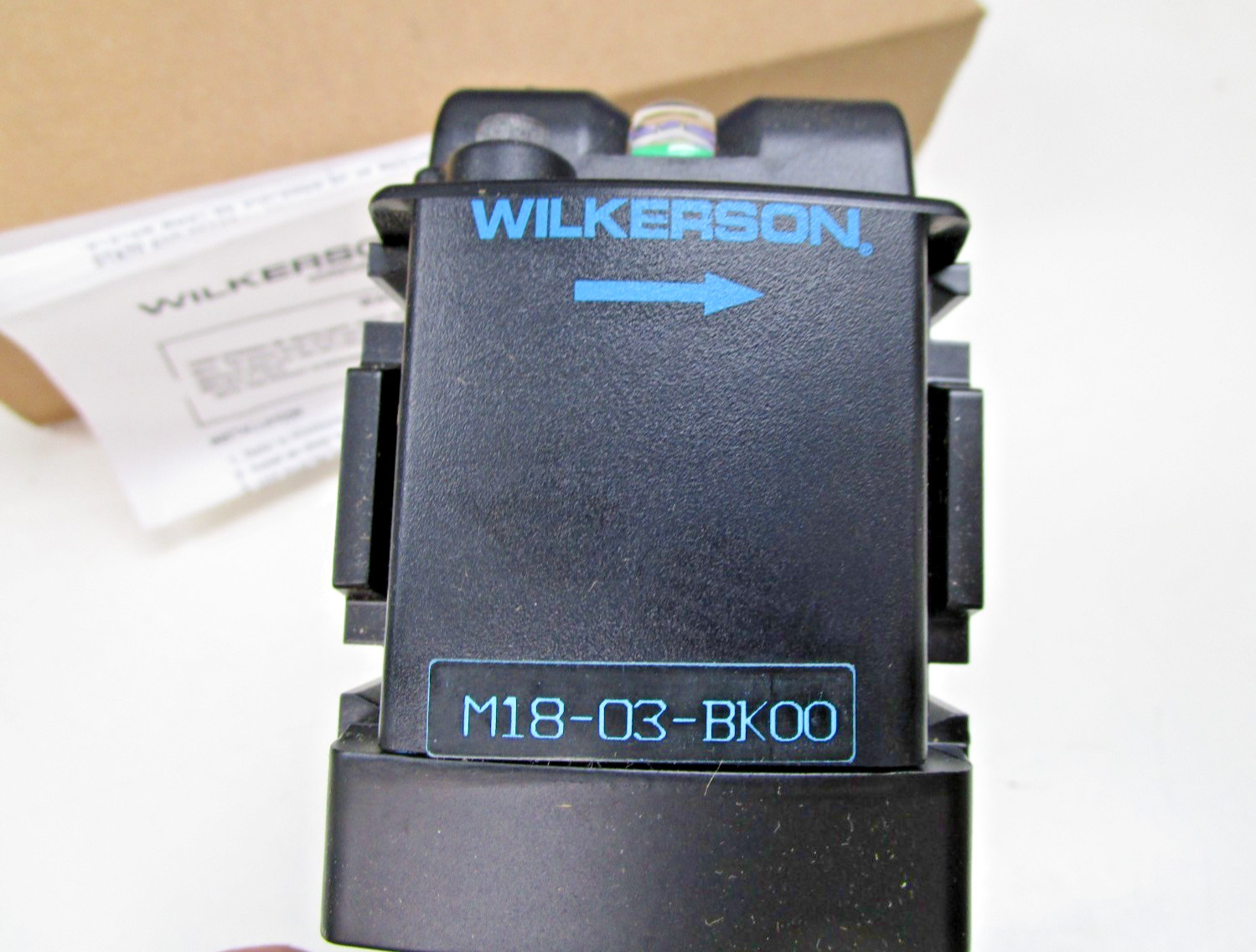 Wilkerson M18-03-BK00 Compressed Air Filter 3/8 in NPT 150 psi