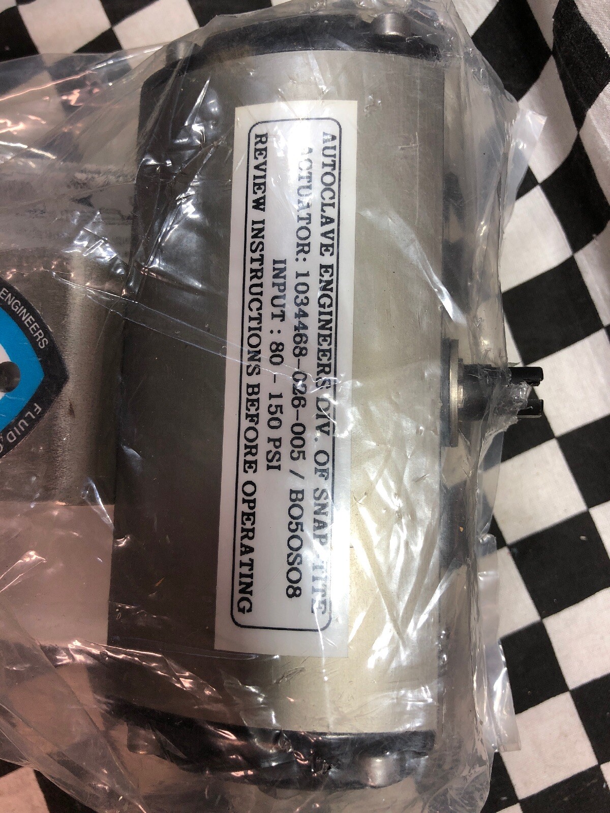 AUTOCLAVE ENGINEERS ACTUATOR 1034468-026-005 / BO5OS8, 2B4S10L8-AC, SHIPSAMEDAY