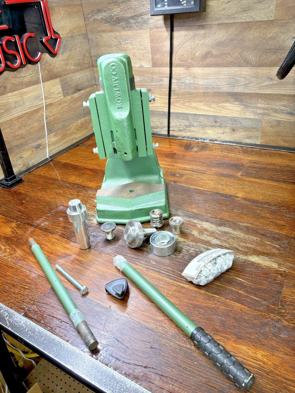 Rowley Company Button / Grommet Press with extras