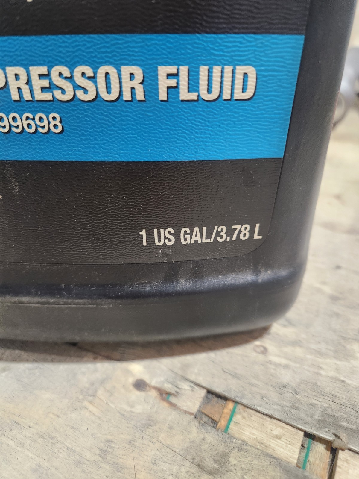 Doosan 36899698 Pro-Tec Compressor Lubricant, 1 Gallon
