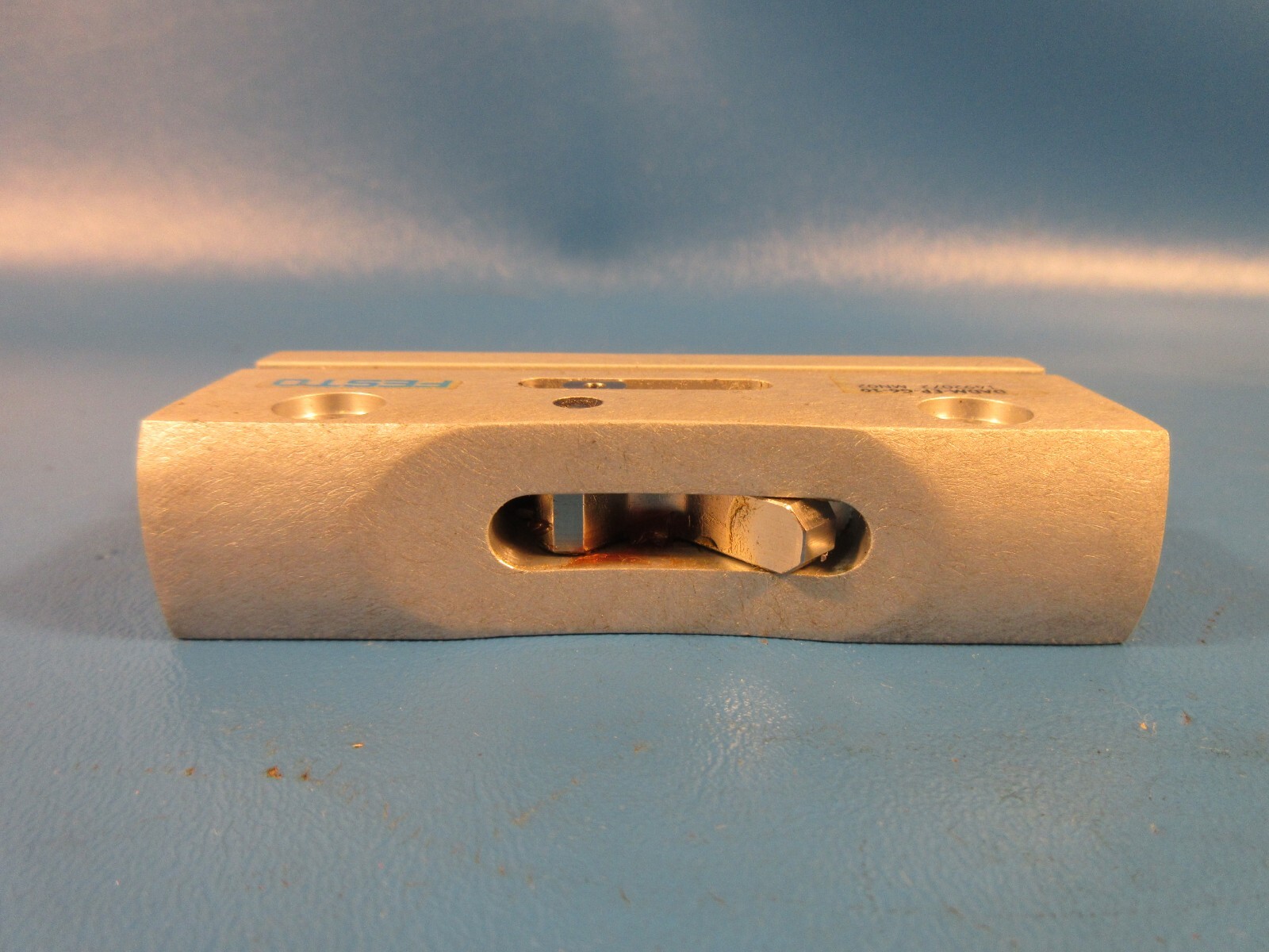 USED Festo DADM-EP-G6-10, 1492072 Intermediate Position Module