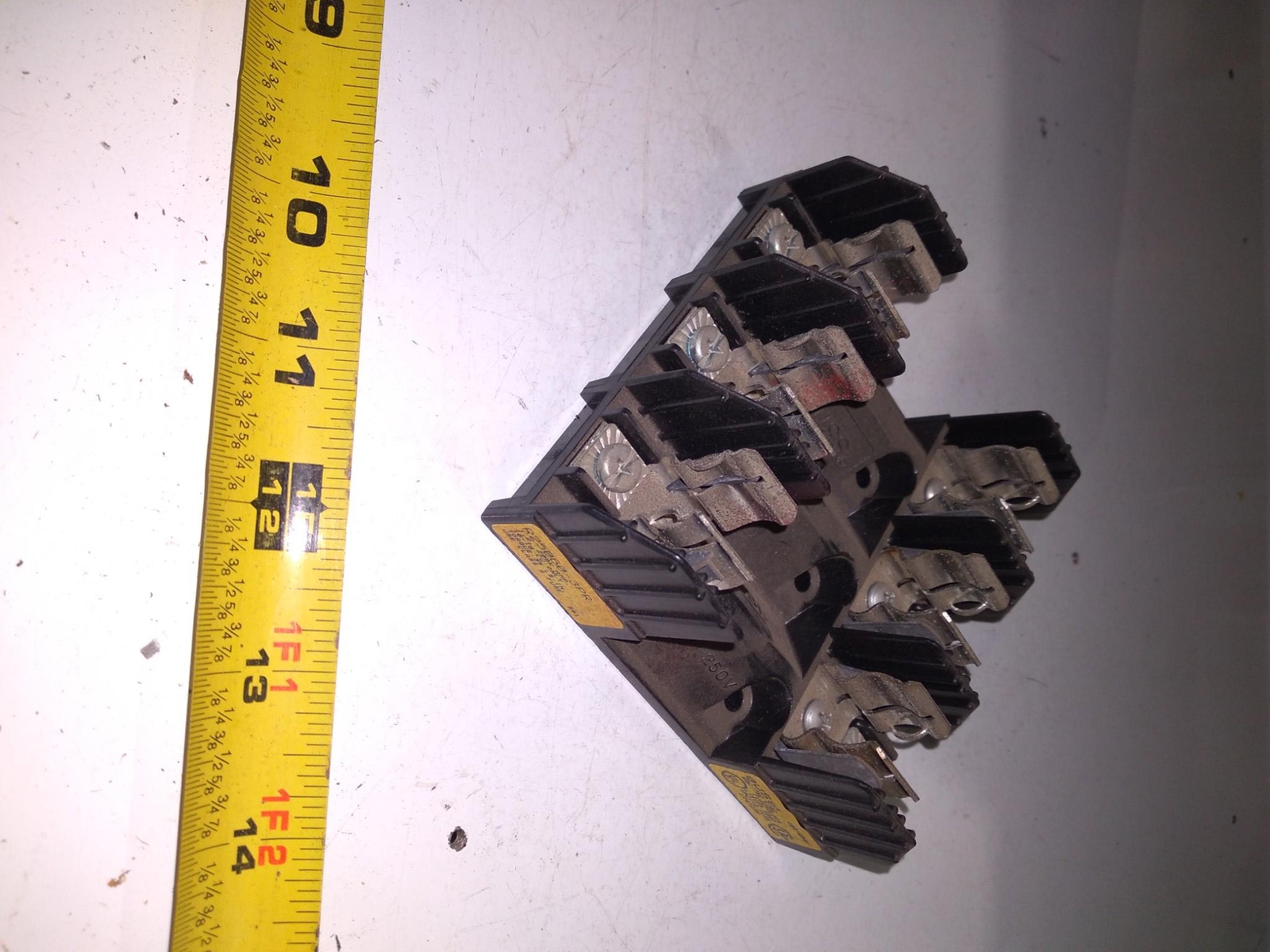 BUSS R25060-3CR FUSE HOLDER HRCI-R FUSE 30A 600V