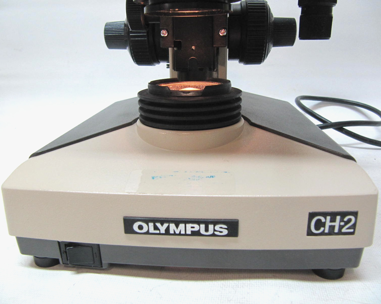 Olympus CH-2 Binocular Microscope Mechanical Stage CHT