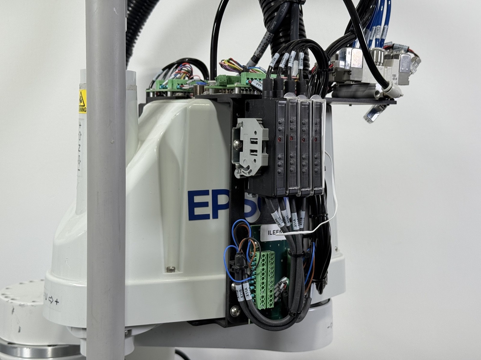 Seiko Epson LS3-401S 4-Axis SCARA Robot w/ RC90 Controller 200–240VAC