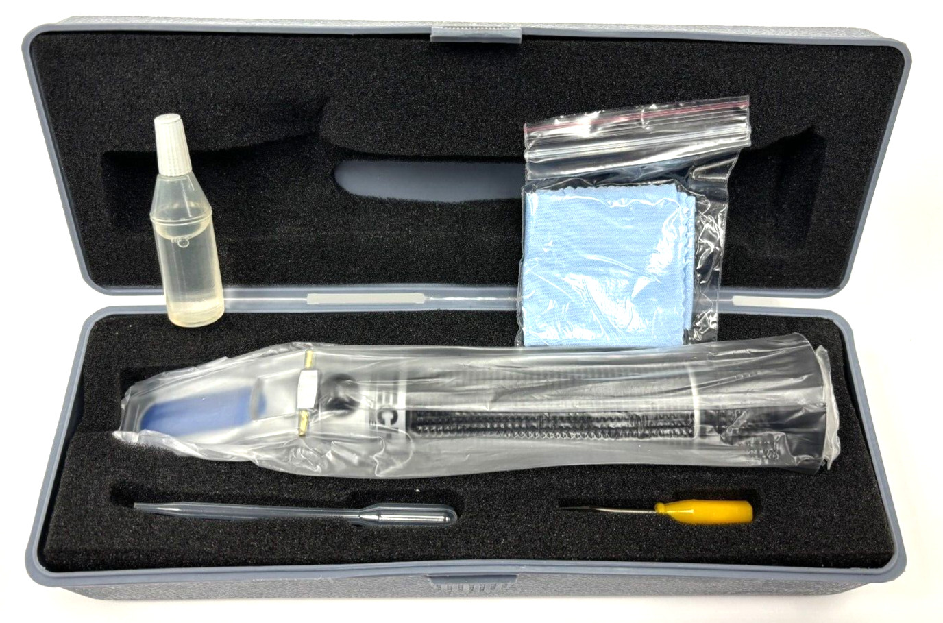 EXTECH PORTABLE REFRACTOMETER MODEL RF18