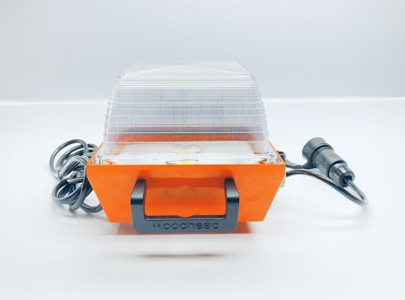 UNUSED WOODHEAD 8565F-LED PORTABLE MAGNET WORKLIGHT WATERTIGHT LED 120V