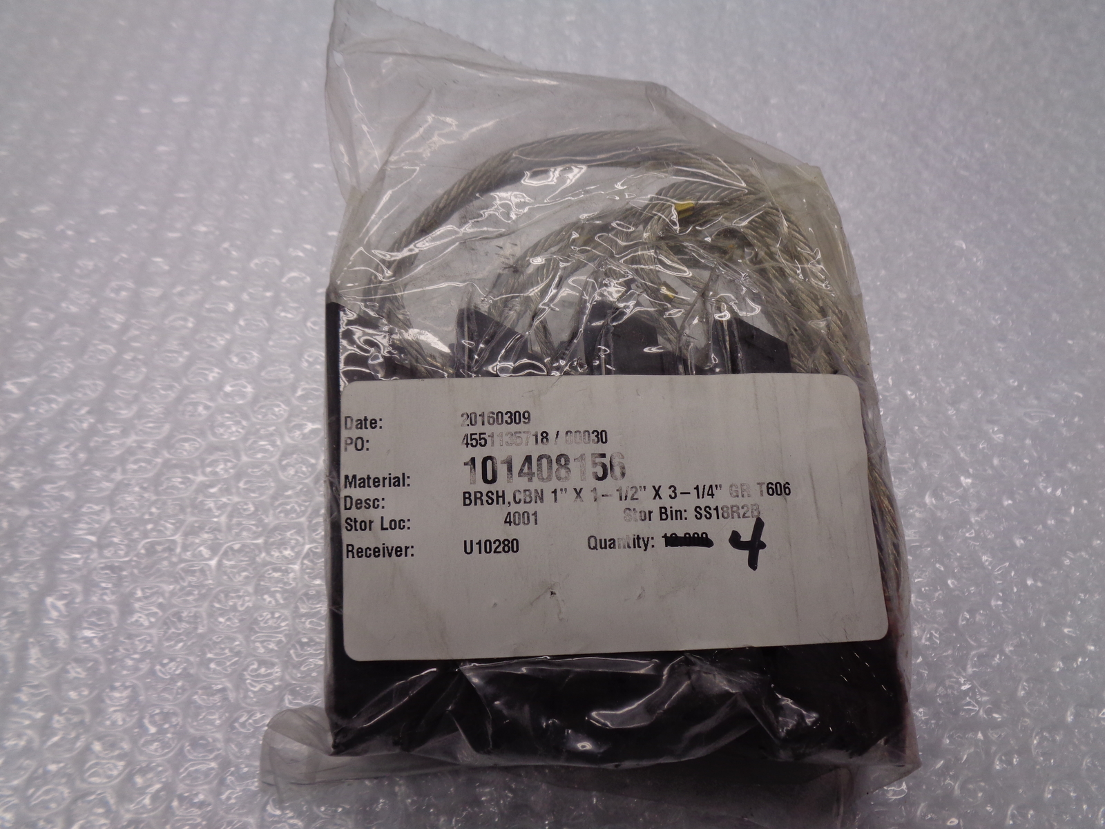 NATIONAL T606 207C2609P28 CARBON BRUSH LOT OF 4 NSNP