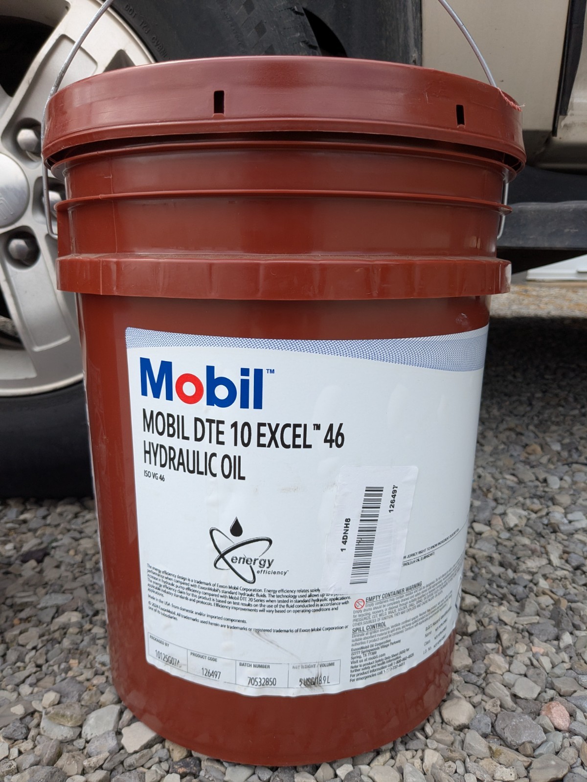 Mobil 126497 5 Gal Pail DTE 10 Excel 46 Hydraulic Oil 46 Iso Viscosity, 20 Sae
