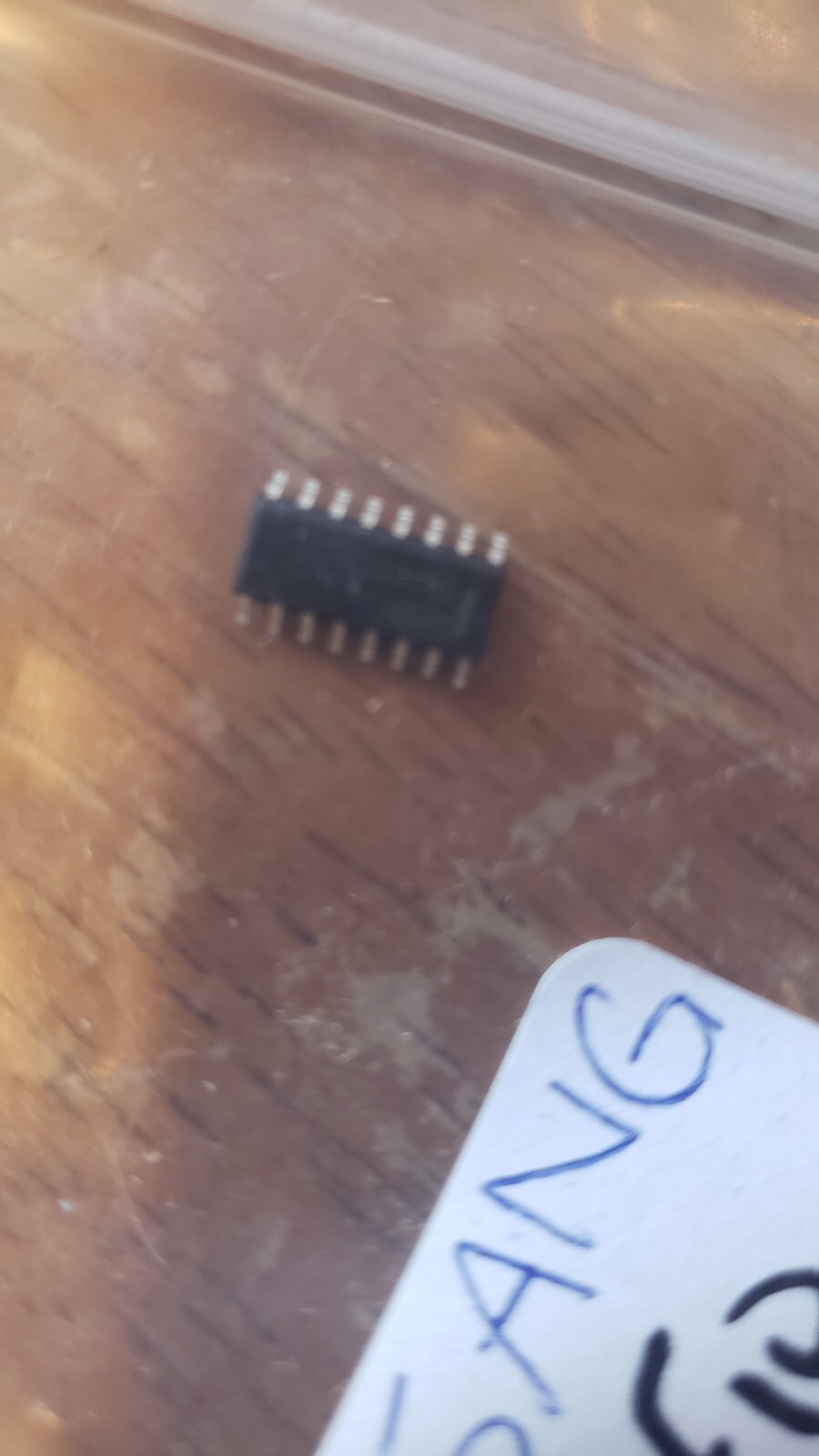 NEW LOT o 16 OnSemi 8-Stage Shift Register Through Hole 16-Pin PDIP MC74HC595ANG