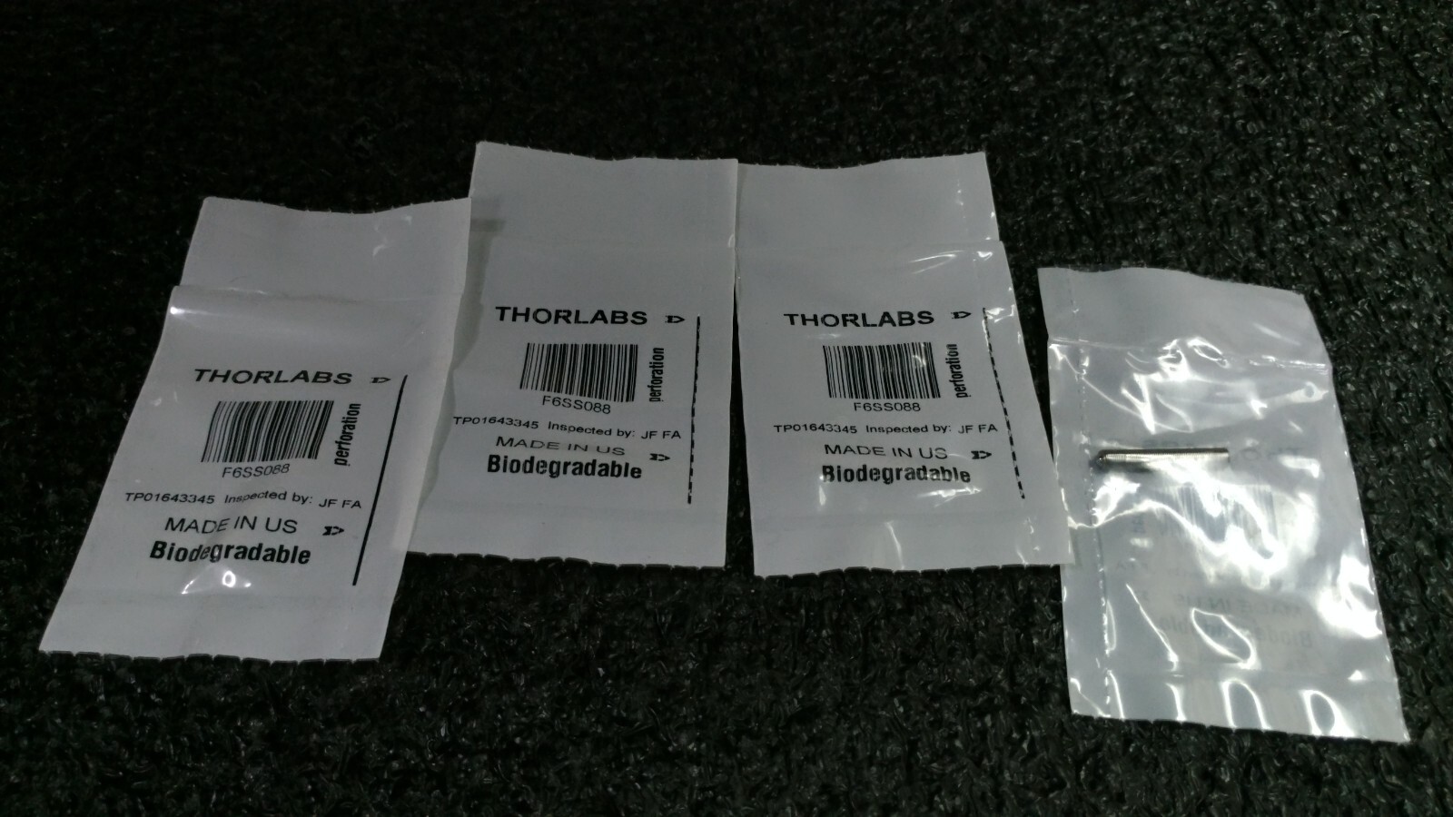 THORLABS F6SS088 6-80 0.88″ Long Fine Hex Adjuster Lot of 4