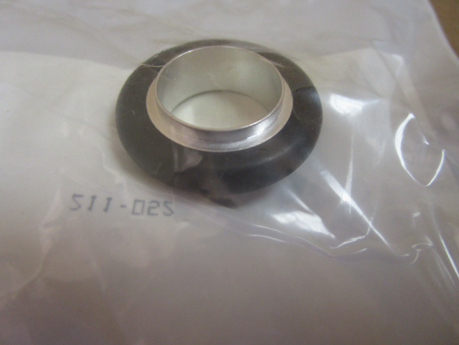 Leybold Vakuum vacuum Bearing centering ring 18326 New