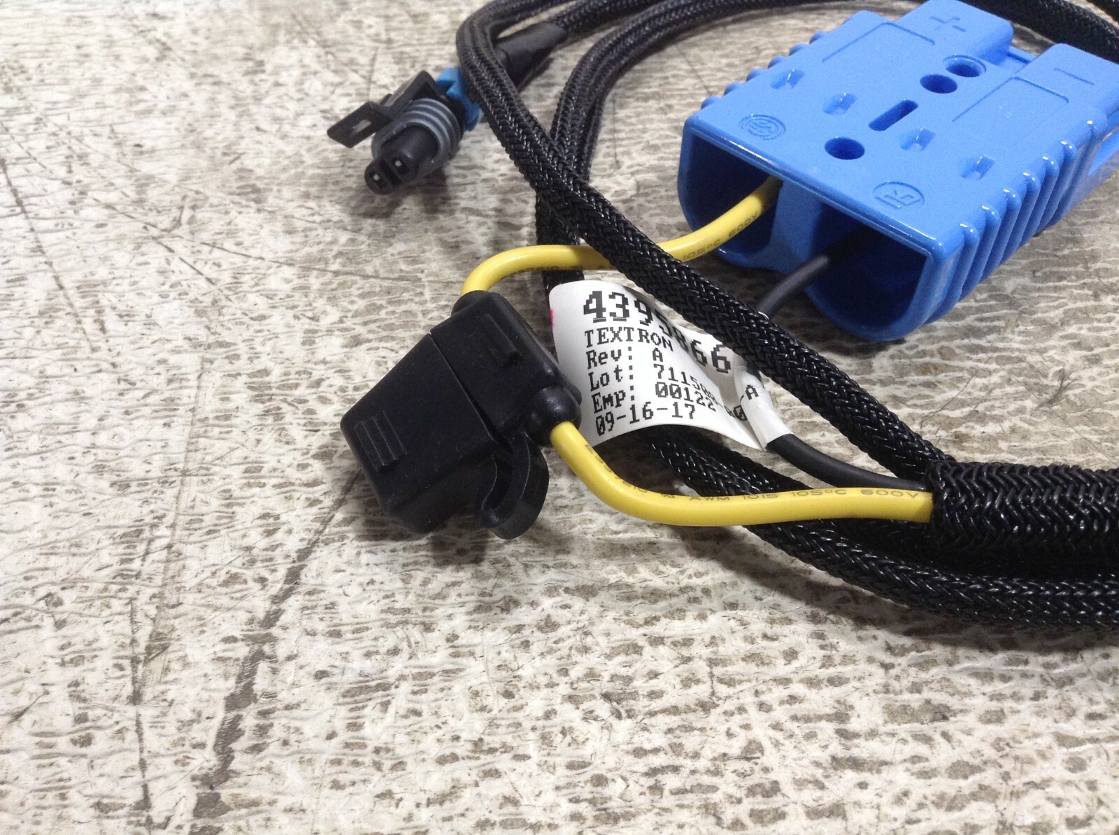 Textron 4395866 Charger Cable Rev. A (TSC)