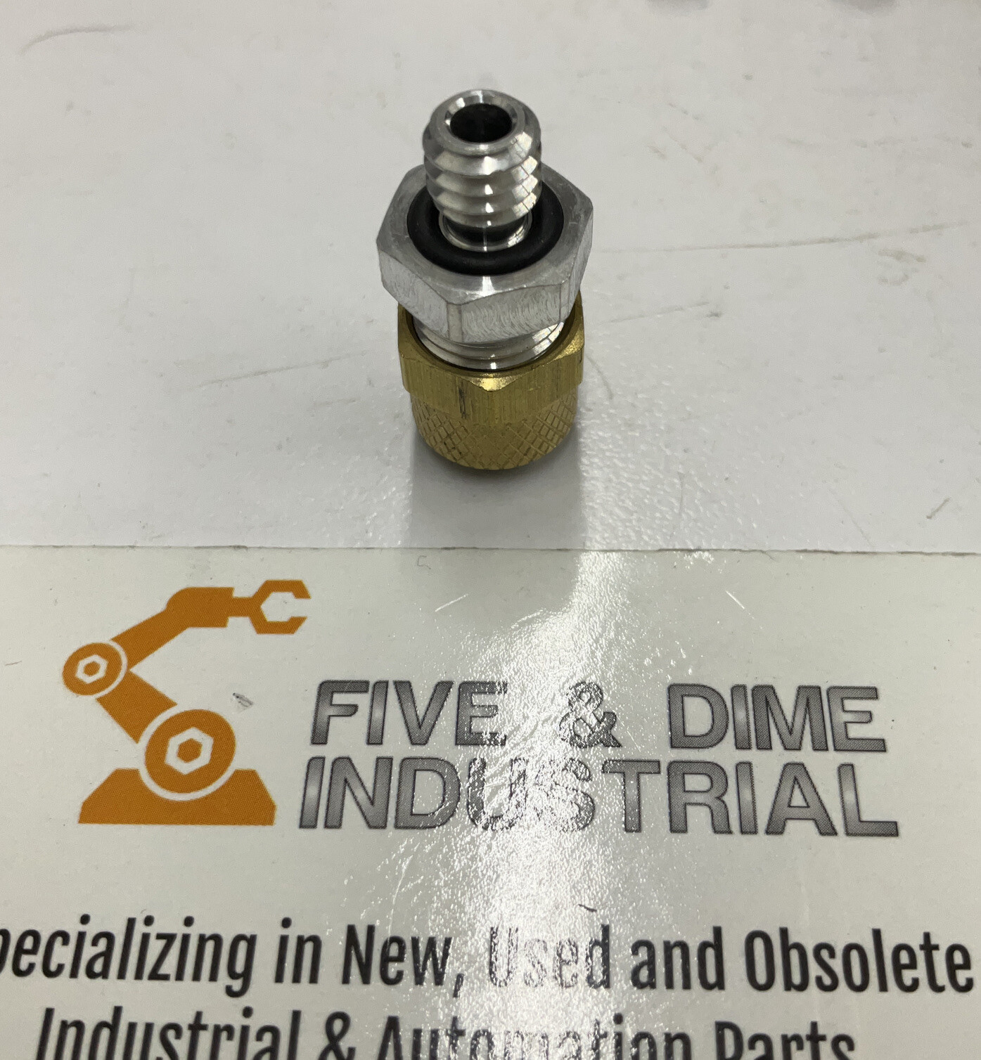 Pneumadyne S10-1796 Package of (25) 1/4-20 to 1/4 Push Fittings