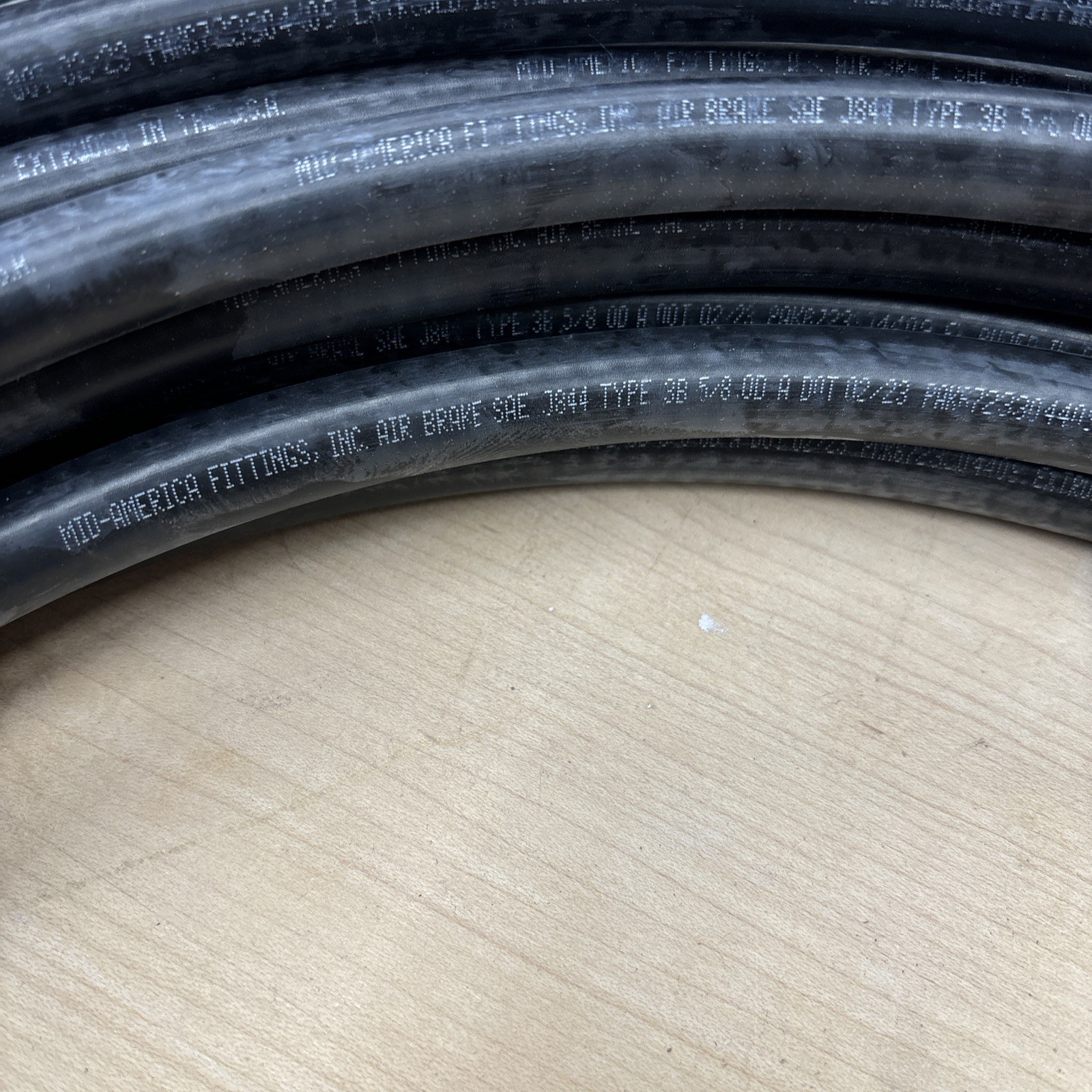 NT10-100BK Mid America Fittings 5/8 Black Air Brake Tubing SAE J844 Type 3B