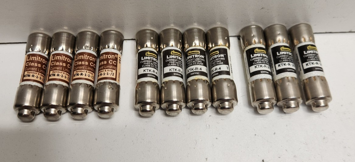 LOT OF 11 NEW NO BOX! BUSSMANN 600V KTK-R FUSES KTK-R-1-1/2 KTK-R-4 KTK-R-20