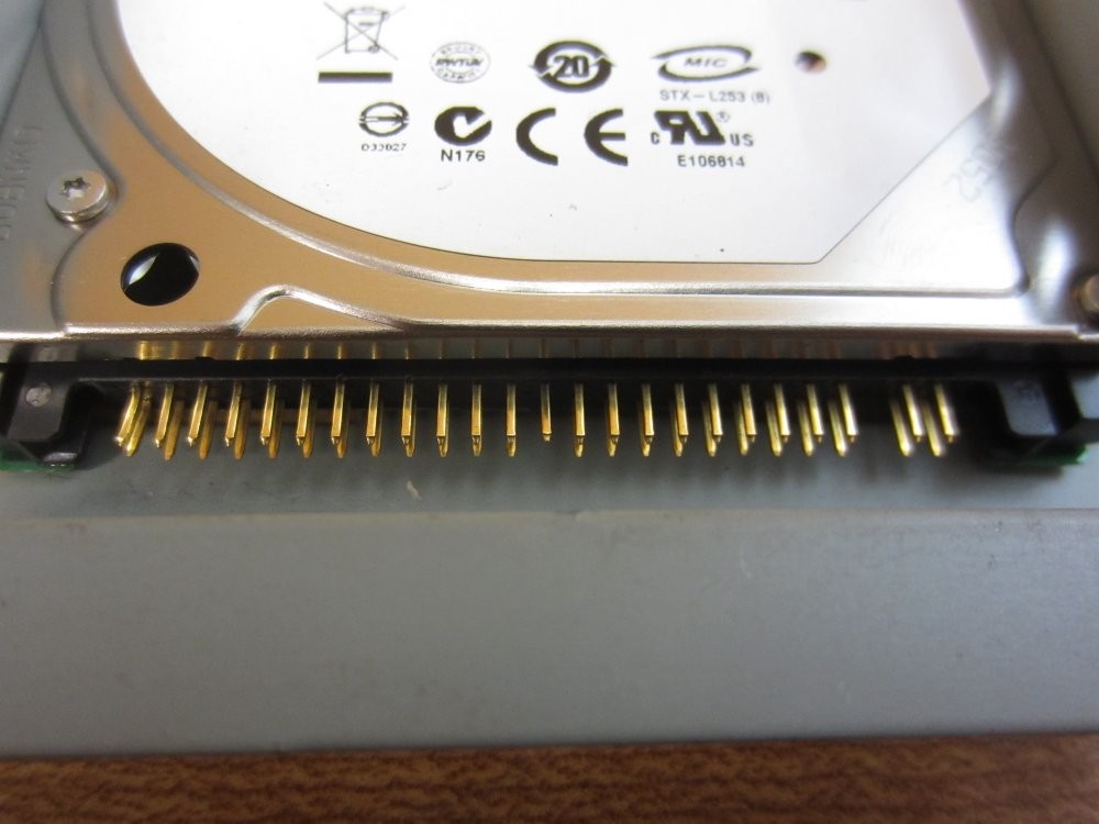 Seagate 9S1038-508 Hard Drive ST980815A Mounted in Metal