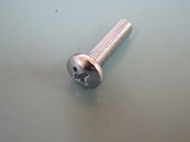 McMasters carr 90272A831 Qty of 97 per Lot Steel Pan Head Phillips Screws, 10-3