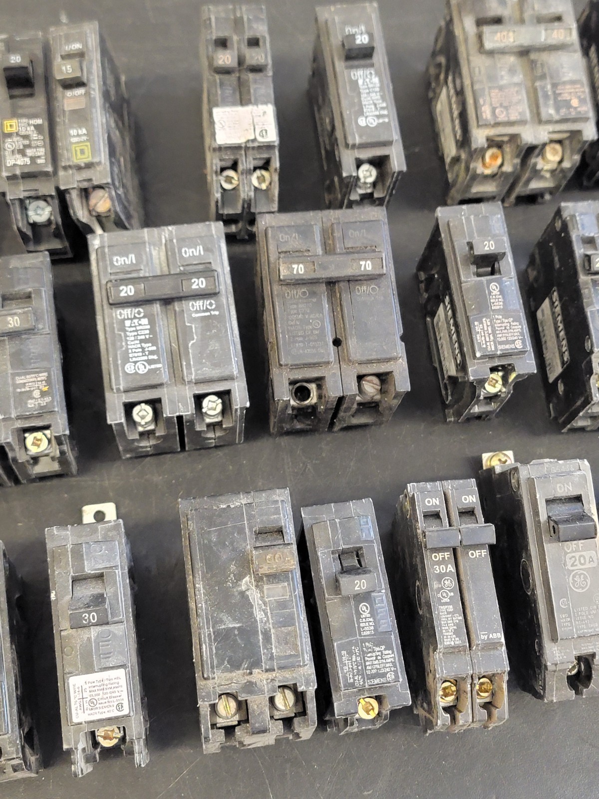 Lot of 32 Circuit Breakers Various Amps See Photos