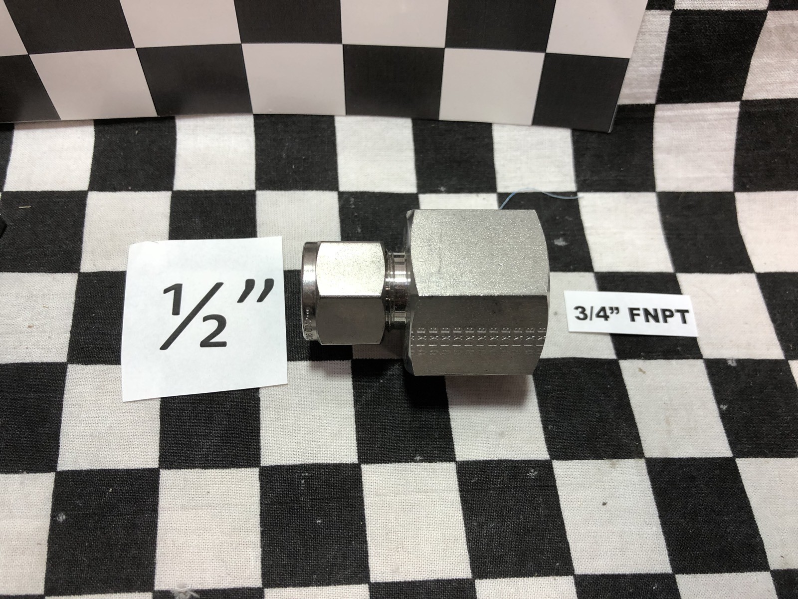 9X PARKER FEMALE ADAPTER 12FSC8N-316, 8FSC12N-316, 8FSC8N-316, 8FBC8N-316#1622C8
