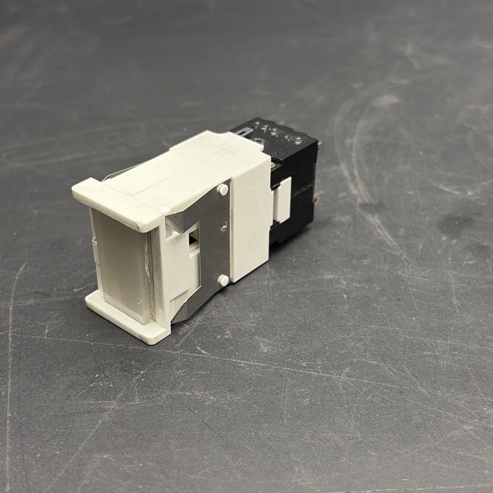 Nos General Electric CR103DC211B Lamp Circuit CR103D