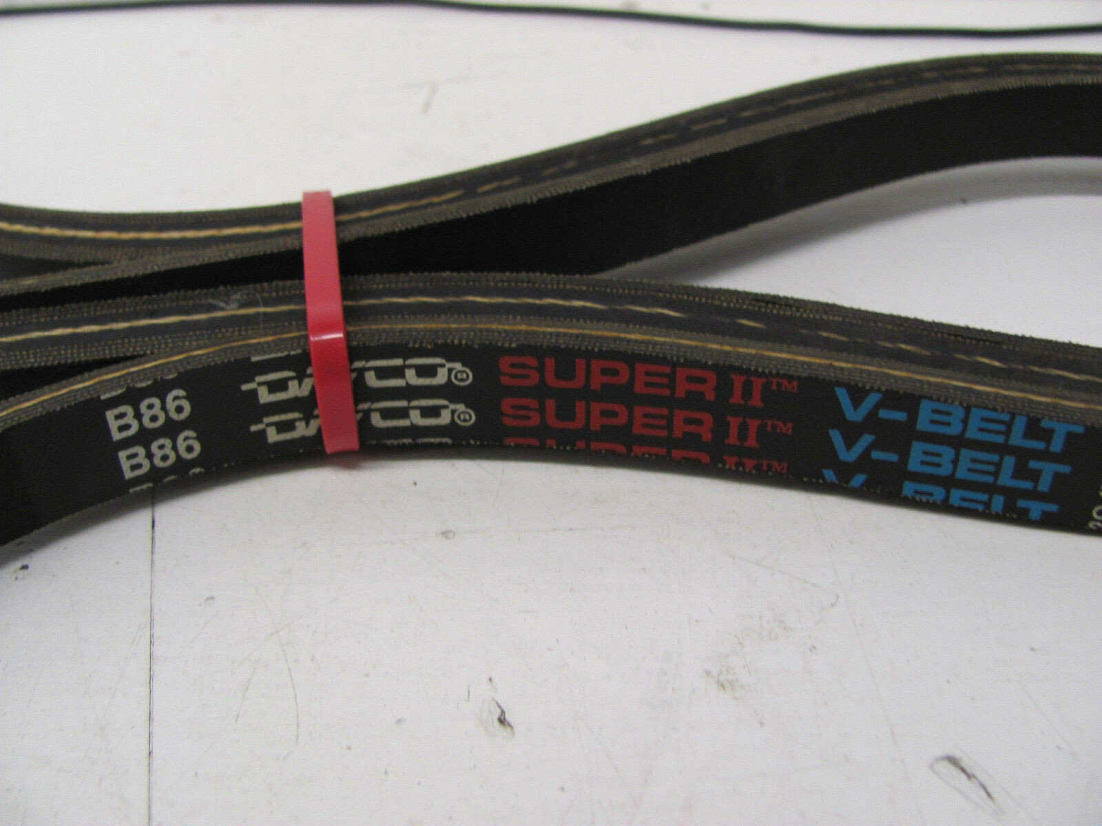DAYCO SUPER II V-BELT B86 5/8″ W X (APPROX. 34″ L) NEW(OTHER)