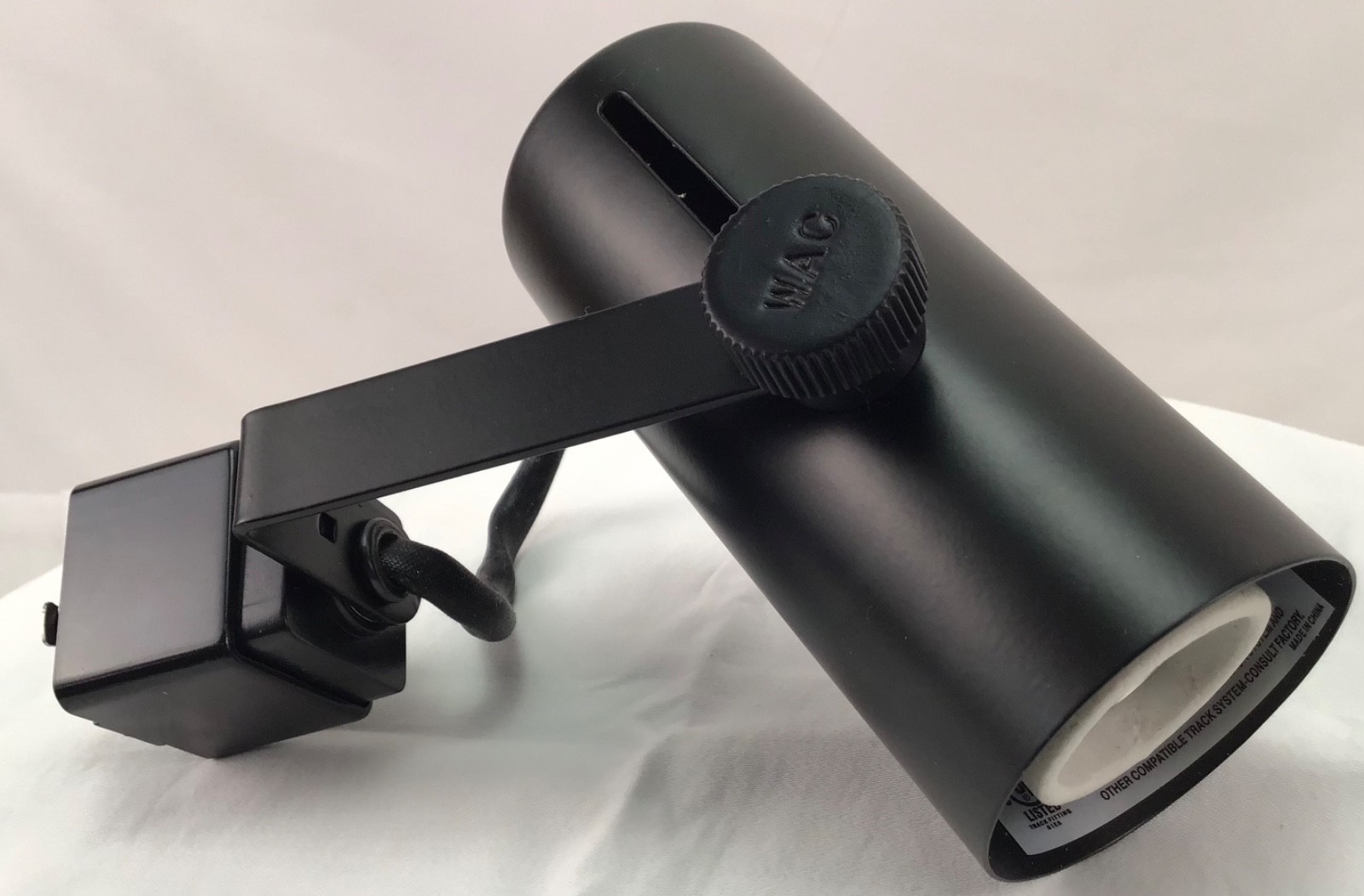 WAC HTK-188-BK H-Track 120V Line Voltage Track Light Fixture Black
