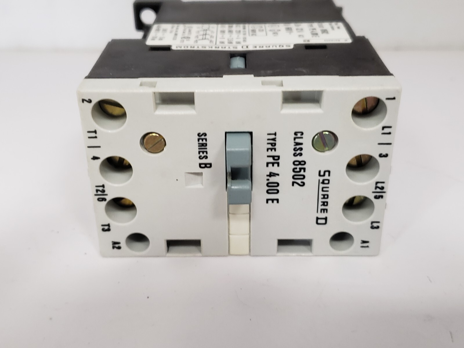 SQUARE D 8502-PE4.00E CONTACTOR 32A 3 POLE 110/120V SERIES B NNB