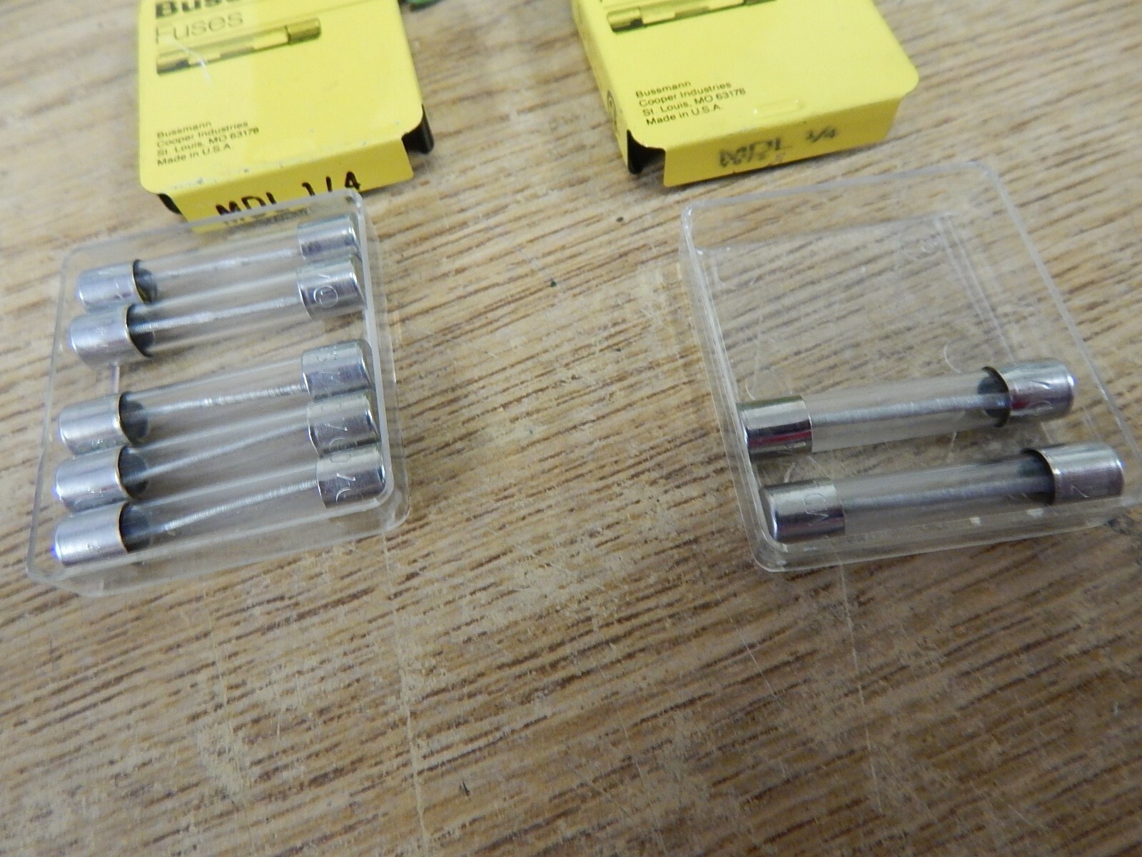 NEW Buss MDL 1/4 Fuses, Lot of 7 *FREE SHIPPING*