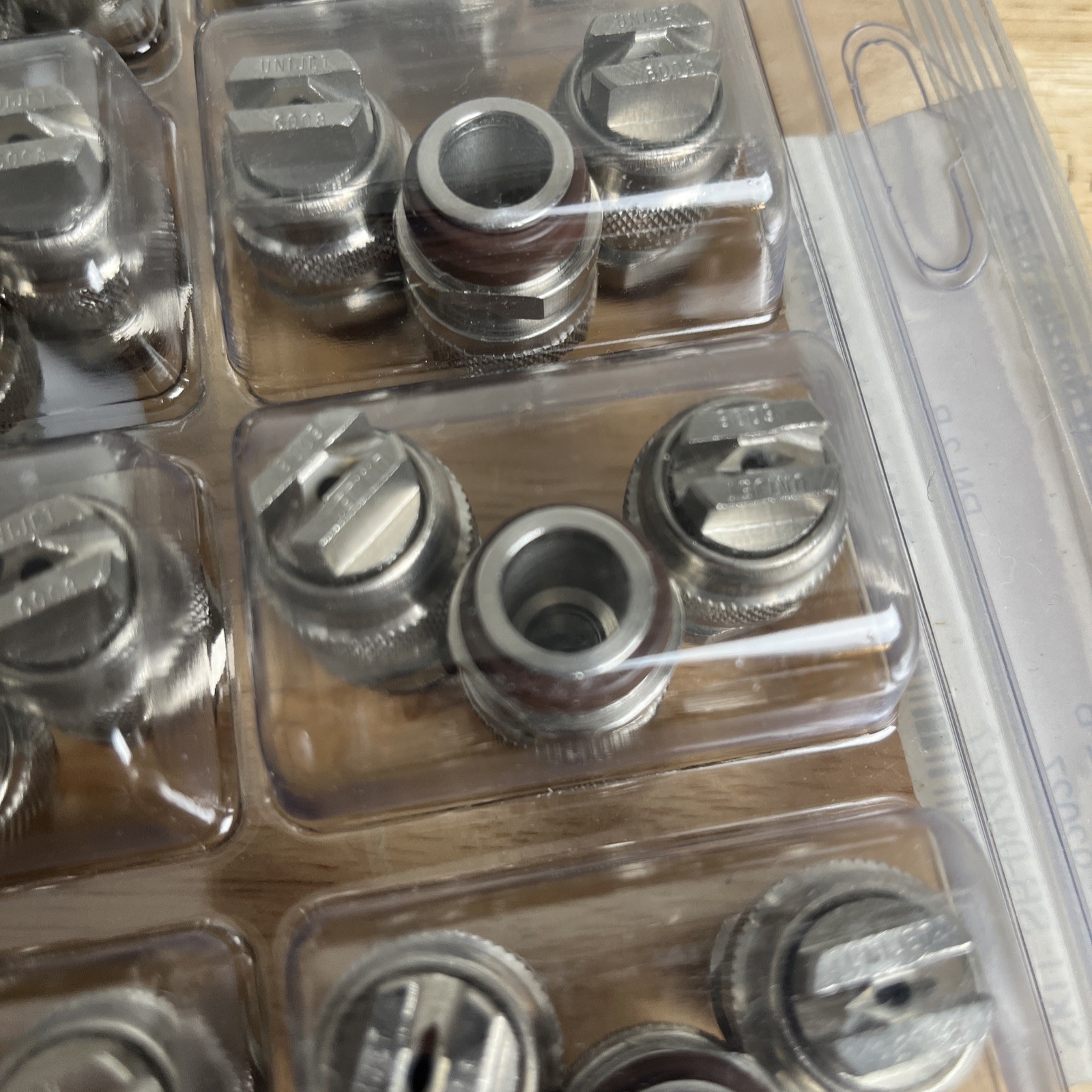 30 Unijet 6008 60 Deg. Spray Nozzles 0.79–3.42 GPM 40–750 PSI – Stainless Steel
